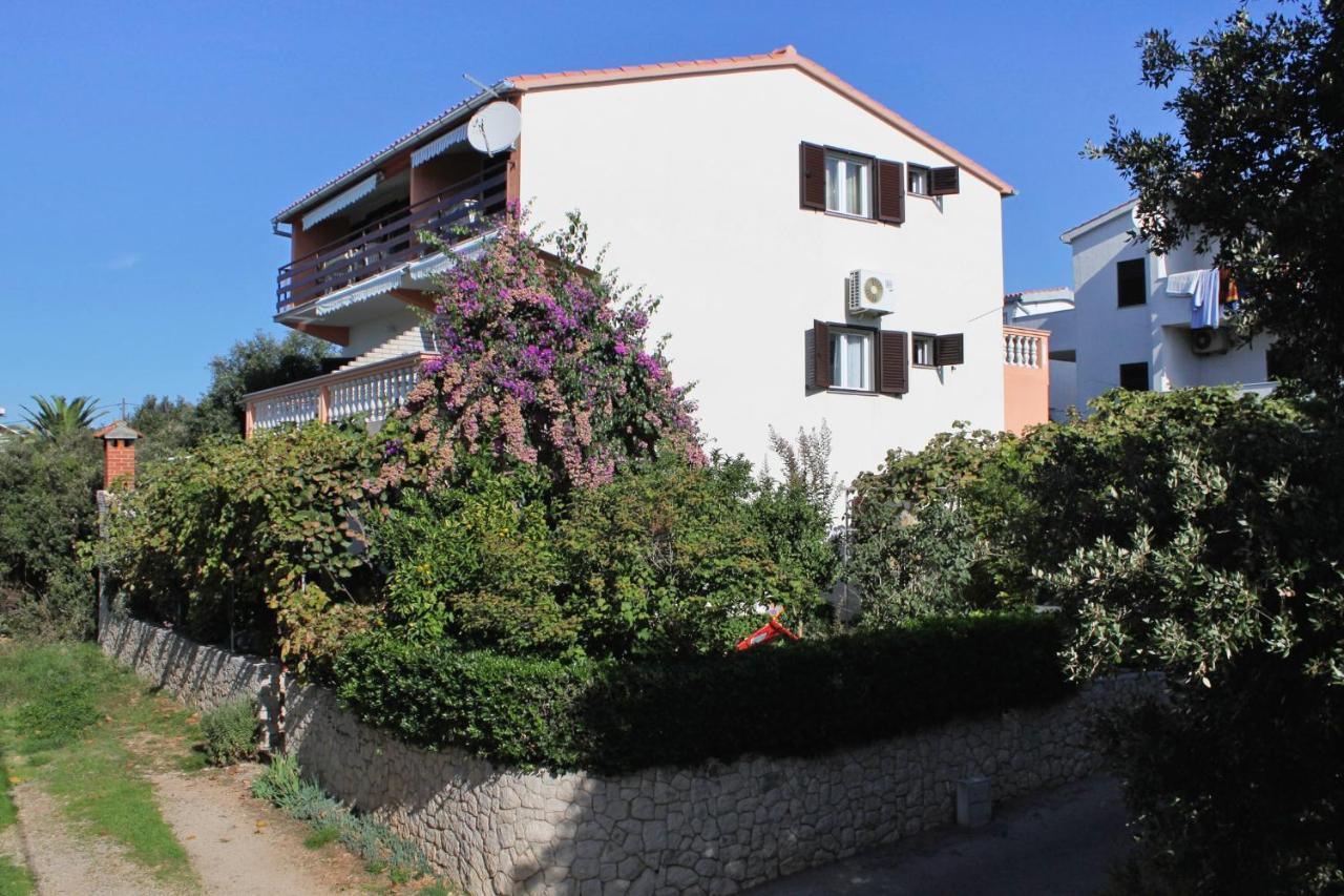 Family Friendly Seaside Apartments Kozino, Zadar - 5749 Petrcane Esterno foto