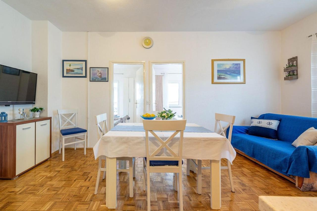 Family Friendly Seaside Apartments Kozino, Zadar - 5749 Petrcane Esterno foto