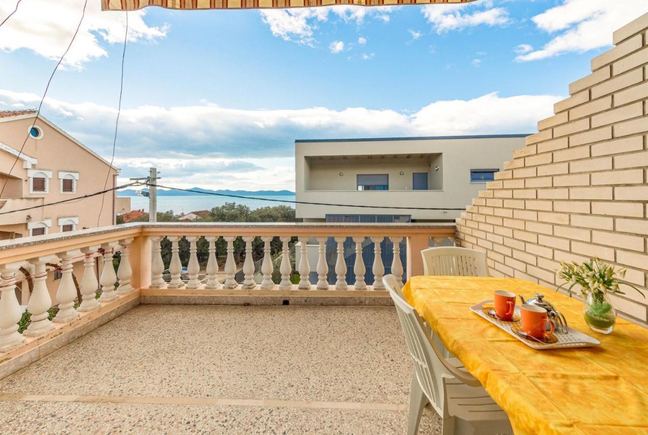 Family Friendly Seaside Apartments Kozino, Zadar - 5749 Petrcane Esterno foto
