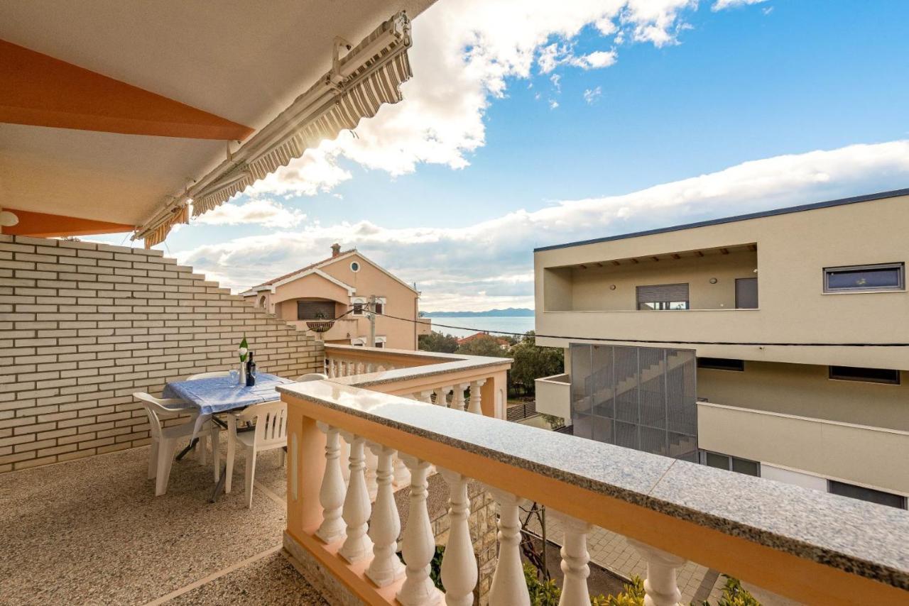 Family Friendly Seaside Apartments Kozino, Zadar - 5749 Petrcane Esterno foto